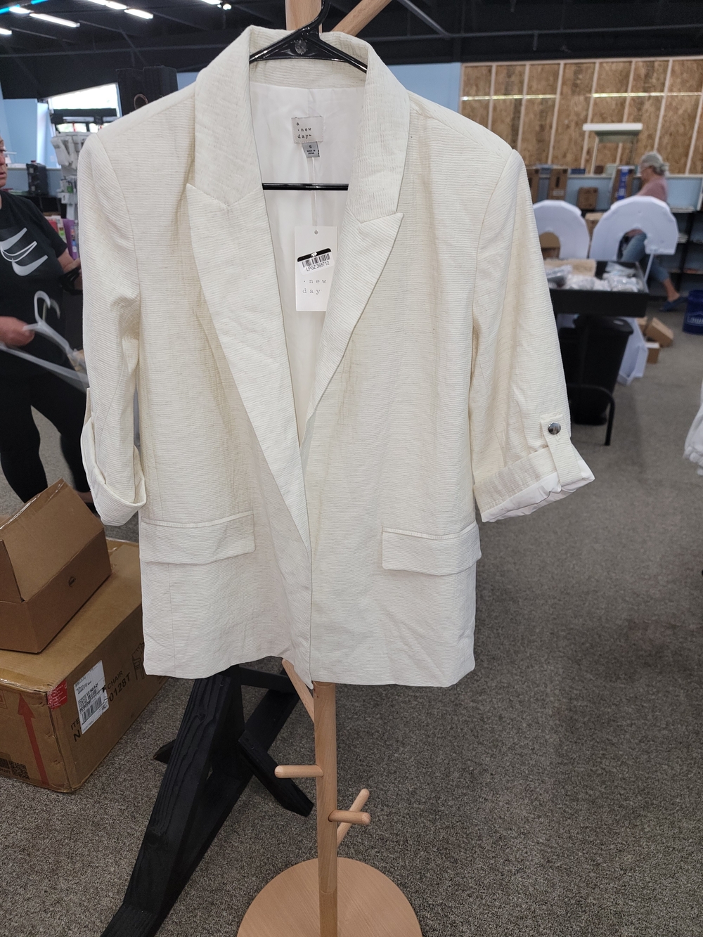 a new day Off-White Open Front 3/4 Sleeve Blazer